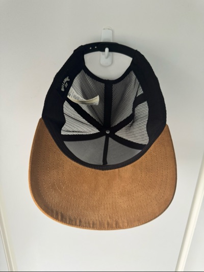 Billabong Men’s Trucker Cap Black Tan Snapback Mesh Back Logo Patch Hat