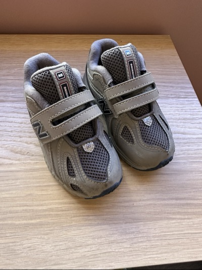 New Balance 1906 kids matte grey double Velcro | size EU 23.5 UK 6.5 |