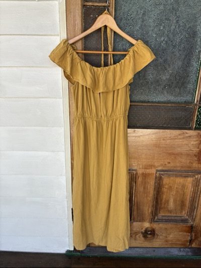 Sportsgirl linen maxi dress with ruffle detail size 12