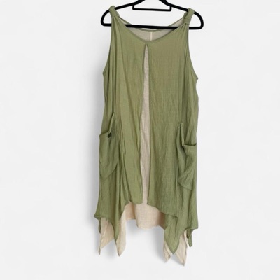 Green and Cream long top with pockets