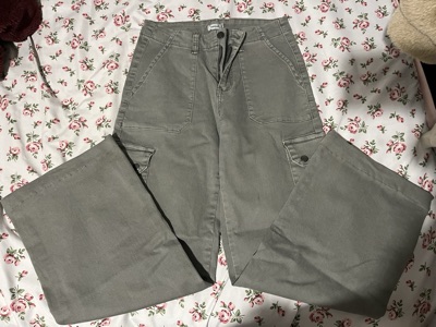 cargo jeans