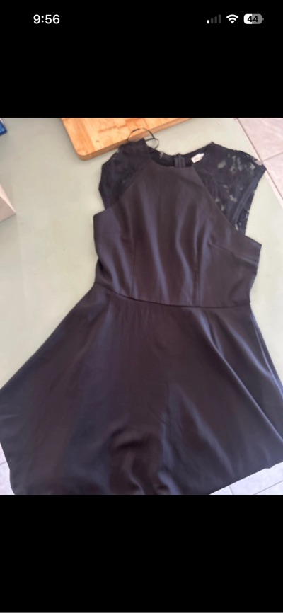 black lace dress size 10