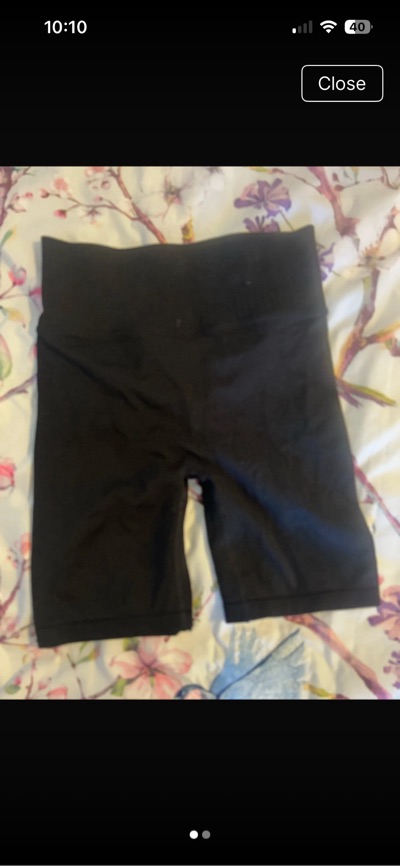 Black high-waisted ruched active shorts