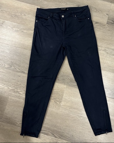 Factory mid-rise skinny jeans size 12