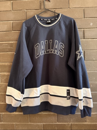 New Era Dallas Cowboys sweatshirt size XL
