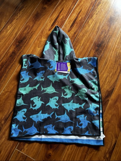 Sandy cape children's beach poncho