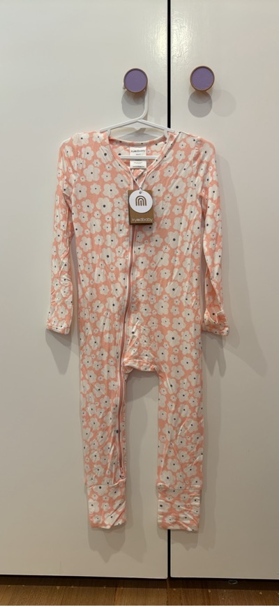 Jumpsuit white flower from Kyndbaby