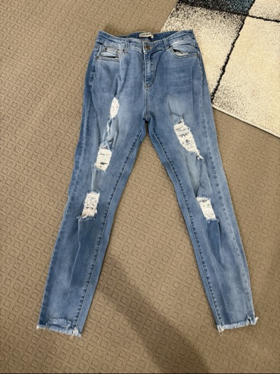 Wakee distressed blue jeans size 12