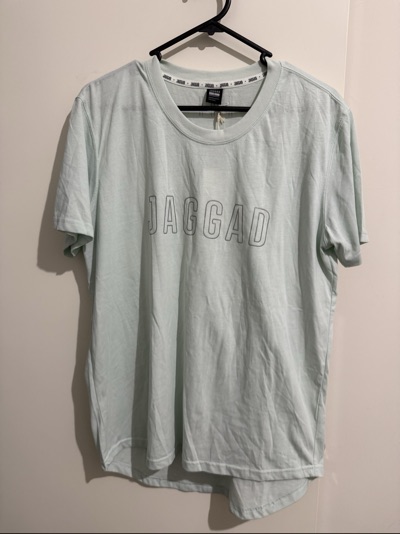 Jaggad mint green T-shirt with silver logo size S