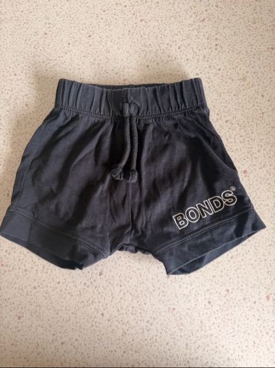 Bonds shorts