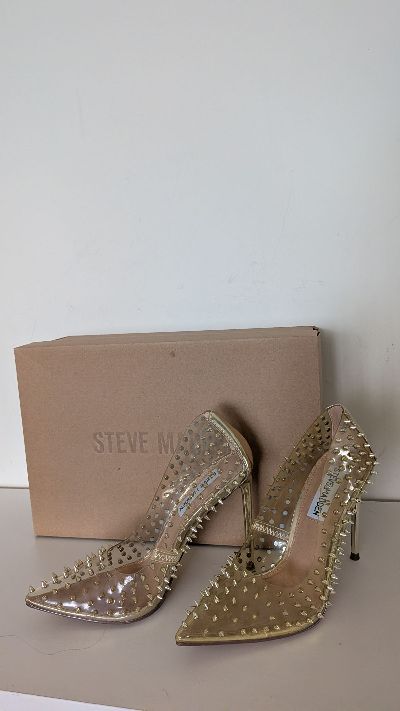 Steve Madden Vala-S Gold Clear Spike Studded Stiletto Heels Size 5/35 Box