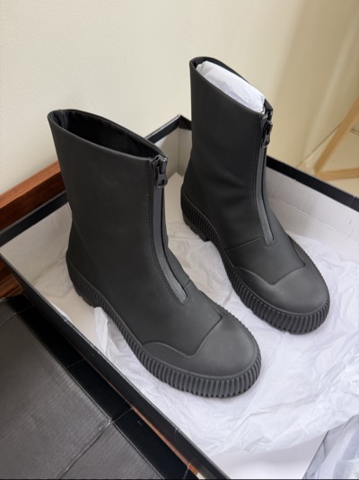 Country Road Aspen black ankle boots