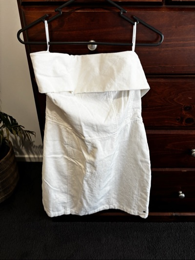 Ghanda white ribbed strapless mini dress size 14