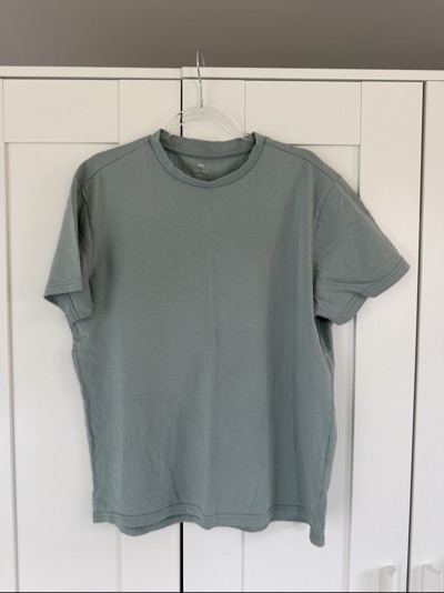 H&M Relaxed-Fit T-Shirt - Size S