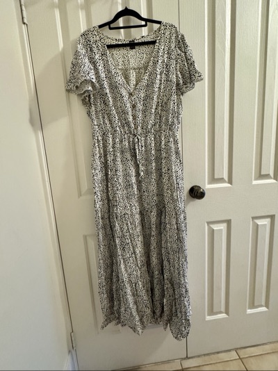 SHEIN Black & Cream Spot Print Maxi Dress XL – 100% Viscose