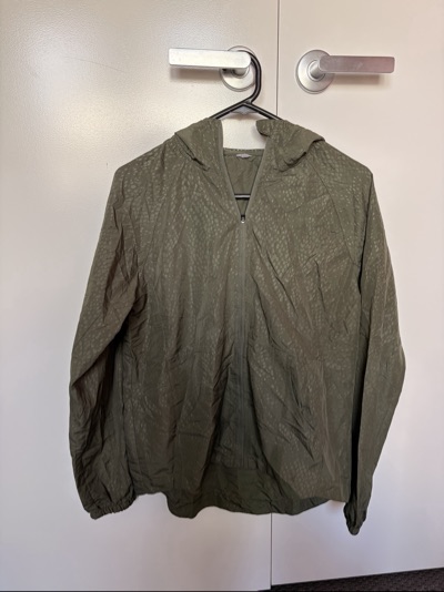 Green patterned hooded zip jacket