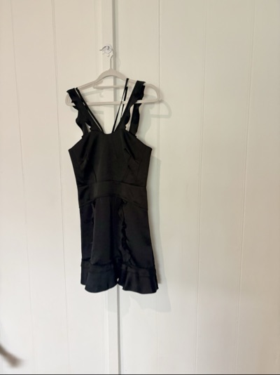 Camilla and Marc Black ‘Sentry’ Ruffle Strap Mini Dress - Size 8