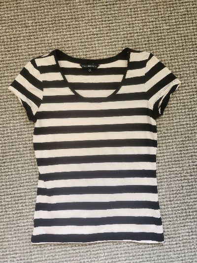 FRENCH CONNECTION Black & White Striped Cotton Tee – XS