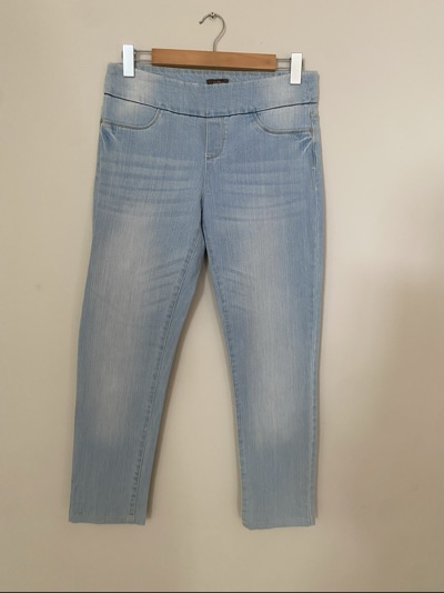 Blue jeggings