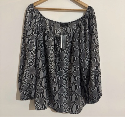 Zanzea abstract print blouse size 4XL