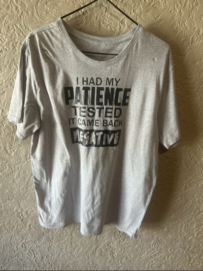 Men’s Grey graphic T-shirt size medium