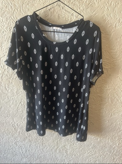 Black geometric short-sleeve top size 18